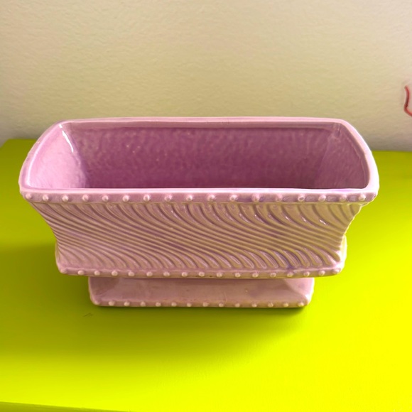 McCoy planter - Picture 1 of 8